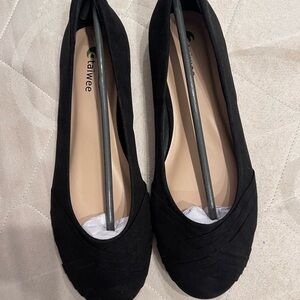 Women's Black Flats